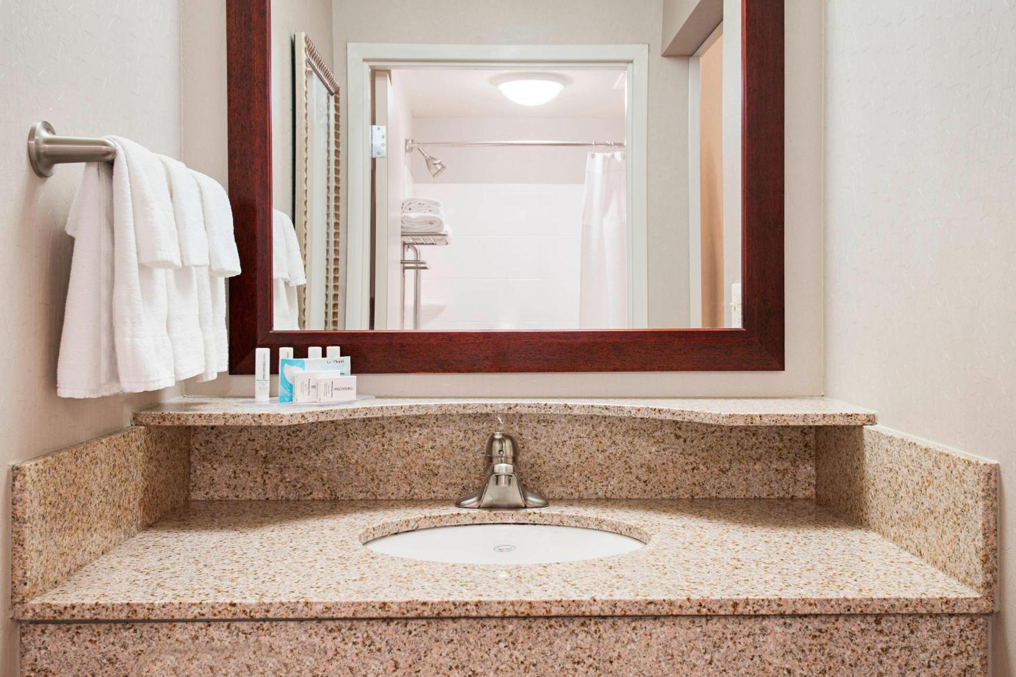 Springhill Suites By Marriott Wheeling Triadelphia Area Ngoại thất bức ảnh
