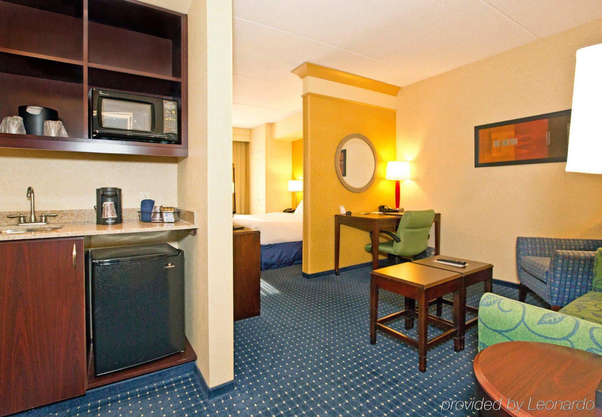 Springhill Suites By Marriott Wheeling Triadelphia Area Ngoại thất bức ảnh